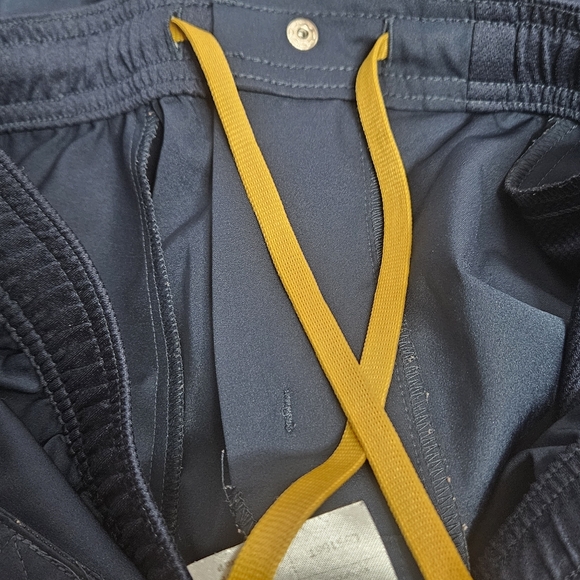 Carhartt Force C55106T Cargo Scrub Pants in Navy Blue, size Small Tall - Picture 5 of 6